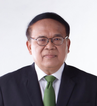 Dr. Wijarn 
Simachaya